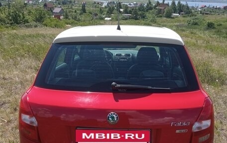 Skoda Fabia II, 2011 год, 830 000 рублей, 4 фотография