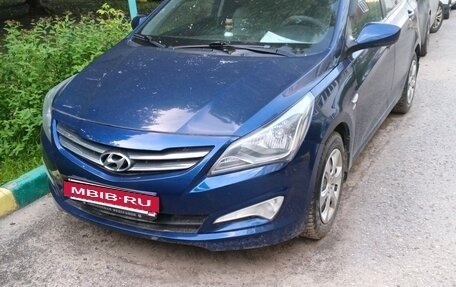 Hyundai Solaris II рестайлинг, 2015 год, 950 000 рублей, 5 фотография
