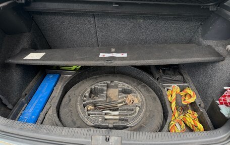 Volkswagen Golf V, 2004 год, 575 000 рублей, 17 фотография