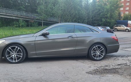 Mercedes-Benz E-Класс, 2009 год, 1 590 000 рублей, 8 фотография