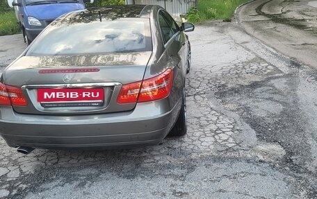 Mercedes-Benz E-Класс, 2009 год, 1 590 000 рублей, 9 фотография