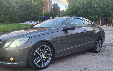Mercedes-Benz E-Класс, 2009 год, 1 590 000 рублей, 17 фотография