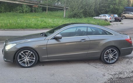 Mercedes-Benz E-Класс, 2009 год, 1 590 000 рублей, 25 фотография
