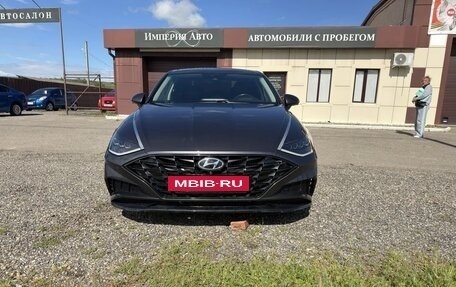 Hyundai Sonata VIII, 2020 год, 2 500 000 рублей, 3 фотография