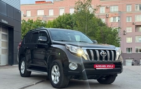 Toyota Land Cruiser Prado 150 рестайлинг 2, 2015 год, 4 000 000 рублей, 3 фотография