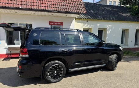 Toyota Land Cruiser 200, 2017 год, 5 950 000 рублей, 1 фотография