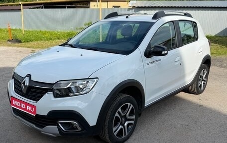 Renault Sandero II рестайлинг, 2022 год, 1 449 000 рублей, 1 фотография