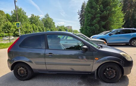 Ford Fiesta, 2007 год, 300 000 рублей, 3 фотография