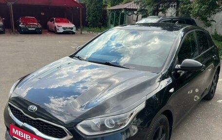 KIA cee'd III, 2021 год, 1 680 000 рублей, 2 фотография