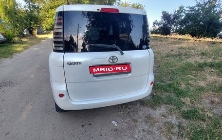 Toyota Sienta I, 2005 год, 415 000 рублей, 6 фотография