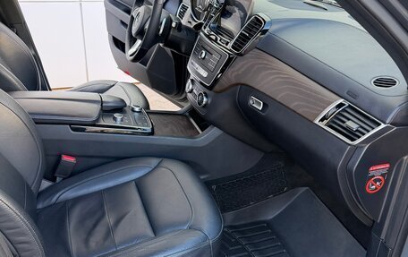 Mercedes-Benz GLS, 2019 год, 5 600 000 рублей, 23 фотография