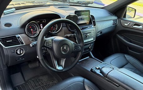Mercedes-Benz GLS, 2019 год, 5 600 000 рублей, 33 фотография