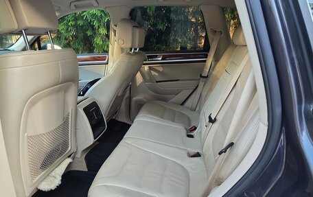 Volkswagen Touareg III, 2010 год, 1 850 000 рублей, 11 фотография