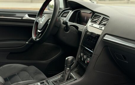 Volkswagen Golf VII, 2020 год, 2 200 000 рублей, 8 фотография