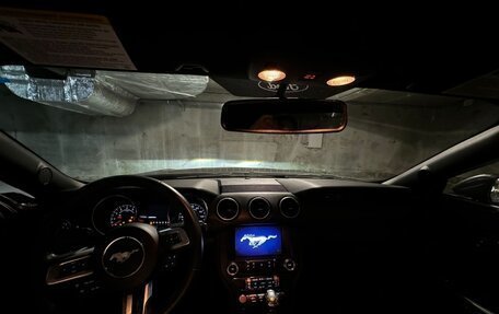 Ford Mustang VI рестайлинг, 2019 год, 3 600 000 рублей, 8 фотография