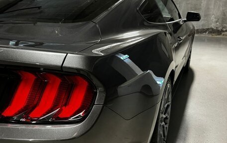 Ford Mustang VI рестайлинг, 2019 год, 3 600 000 рублей, 12 фотография