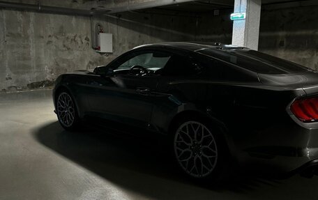 Ford Mustang VI рестайлинг, 2019 год, 3 600 000 рублей, 16 фотография