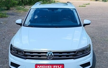Volkswagen Tiguan II, 2017 год, 2 630 000 рублей, 2 фотография