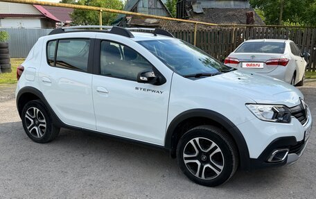 Renault Sandero II рестайлинг, 2022 год, 1 449 000 рублей, 4 фотография