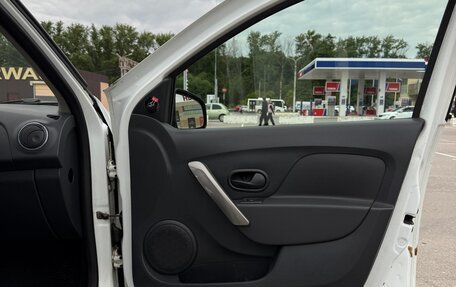 Renault Logan II, 2015 год, 520 000 рублей, 11 фотография