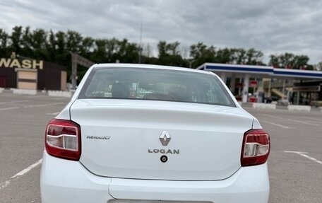 Renault Logan II, 2015 год, 520 000 рублей, 4 фотография