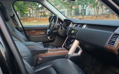 Land Rover Range Rover IV рестайлинг, 2018 год, 5 800 000 рублей, 8 фотография