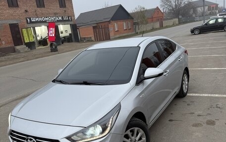Hyundai Solaris II рестайлинг, 2018 год, 1 400 000 рублей, 9 фотография