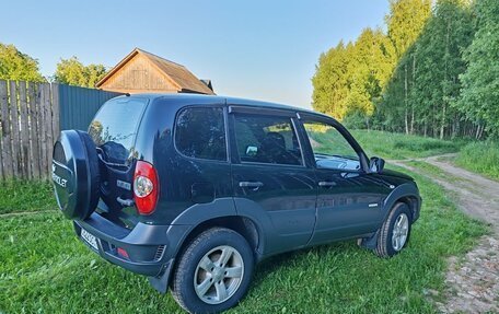 Chevrolet Niva I рестайлинг, 2013 год, 590 000 рублей, 6 фотография