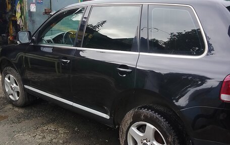 Volkswagen Touareg III, 2005 год, 835 000 рублей, 3 фотография