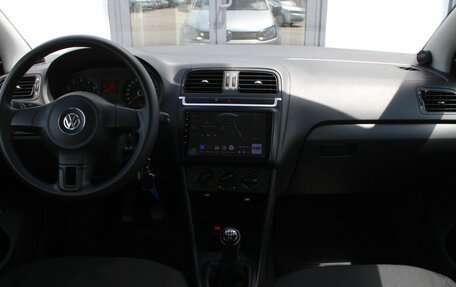 Volkswagen Polo VI (EU Market), 2013 год, 720 800 рублей, 18 фотография