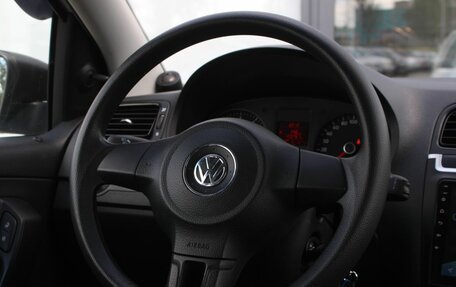 Volkswagen Polo VI (EU Market), 2013 год, 720 800 рублей, 19 фотография