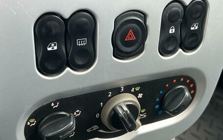 Renault Sandero I, 2011 год, 460 000 рублей, 16 фотография