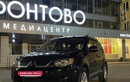 Mitsubishi Outlander III рестайлинг 3, 2008 год, 1 200 000 рублей, 2 фотография