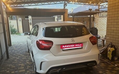 Mercedes-Benz A-Класс, 2017 год, 2 050 000 рублей, 3 фотография
