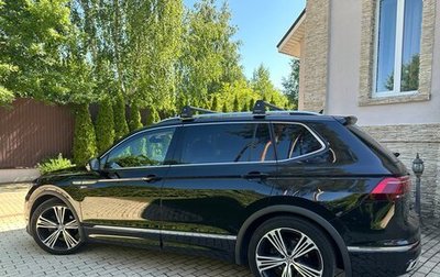 Volkswagen Tiguan II, 2022 год, 2 800 000 рублей, 1 фотография