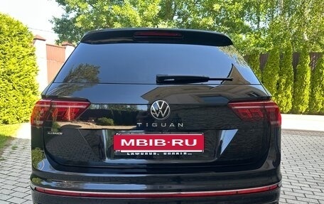Volkswagen Tiguan II, 2022 год, 2 800 000 рублей, 9 фотография