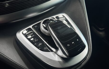 Mercedes-Benz V-Класс, 2019 год, 4 350 000 рублей, 26 фотография