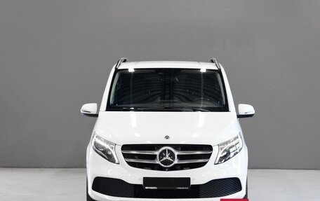 Mercedes-Benz V-Класс, 2019 год, 4 350 000 рублей, 31 фотография