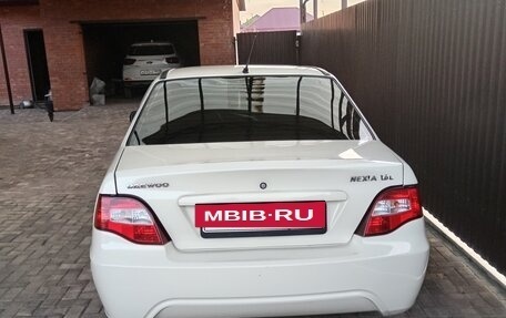 Daewoo Nexia I рестайлинг, 2012 год, 280 000 рублей, 2 фотография