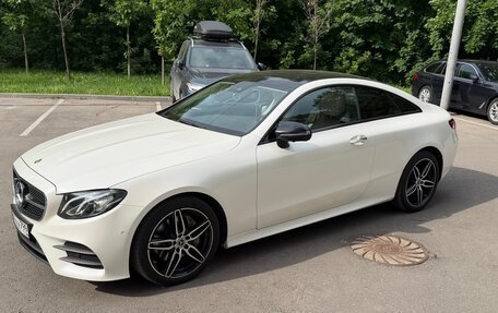 Mercedes-Benz E-Класс, 2020 год, 5 350 000 рублей, 3 фотография