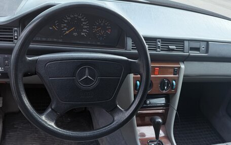 Mercedes-Benz W124, 1991 год, 1 100 000 рублей, 11 фотография