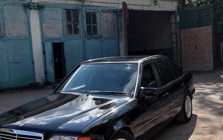 Mercedes-Benz W124, 1991 год, 1 100 000 рублей, 6 фотография