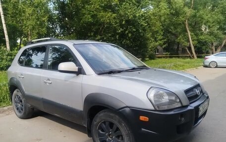 Hyundai Tucson III, 2005 год, 1 100 000 рублей, 2 фотография