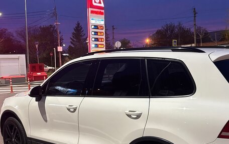 Volkswagen Touareg III, 2011 год, 2 200 000 рублей, 6 фотография