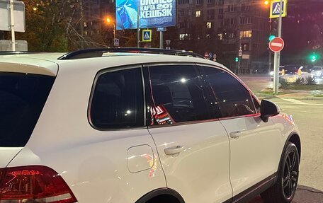 Volkswagen Touareg III, 2011 год, 2 200 000 рублей, 11 фотография