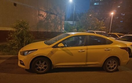 Hyundai Solaris II рестайлинг, 2019 год, 860 000 рублей, 3 фотография