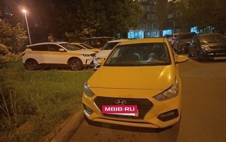 Hyundai Solaris II рестайлинг, 2019 год, 860 000 рублей, 6 фотография