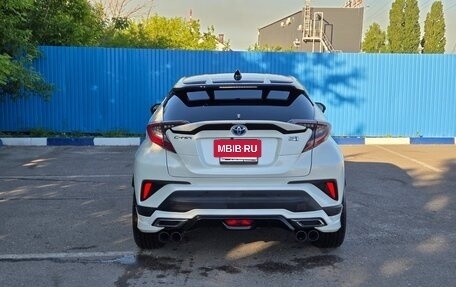 Toyota C-HR I рестайлинг, 2018 год, 1 900 000 рублей, 4 фотография