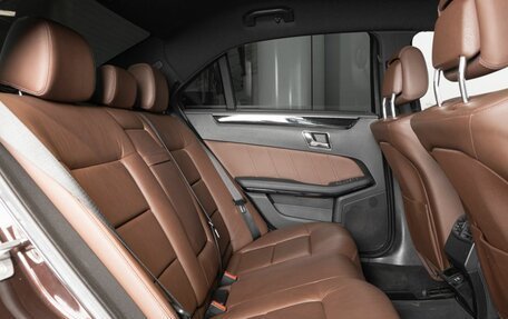 Mercedes-Benz E-Класс, 2010 год, 1 650 000 рублей, 8 фотография