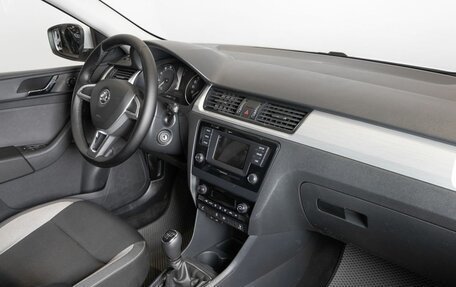 Skoda Rapid I, 2017 год, 1 152 200 рублей, 7 фотография